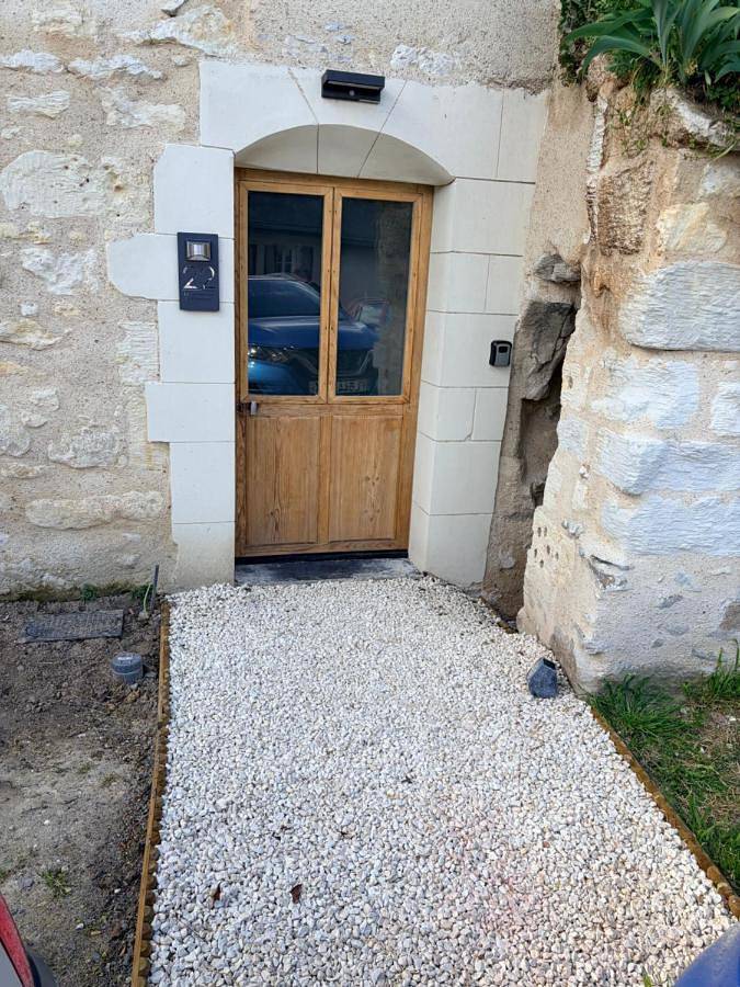 Hôtel pour 2 personnes, avec jacuzzi à Gennes - 2