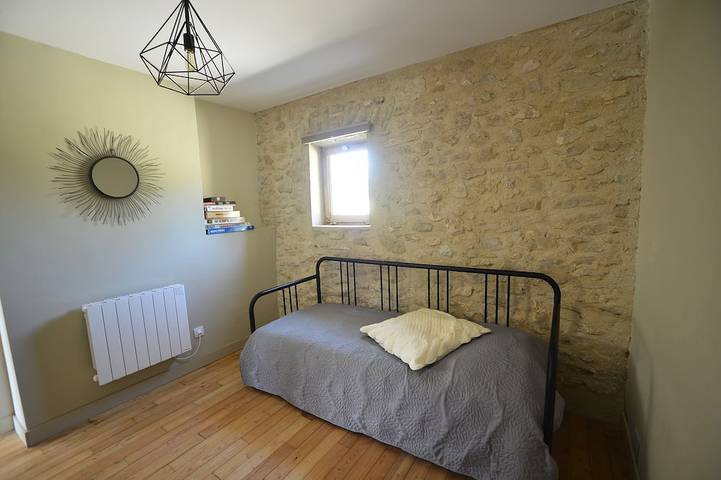 Gîte pour 4 personnes, avec piscine et terrasse ainsi que jacuzzi et jardin dans Dentelles de Montmirail - 3