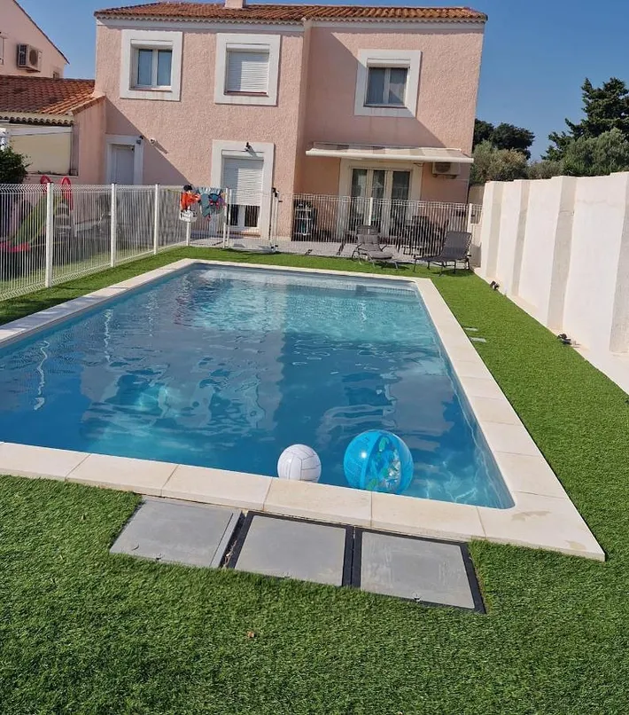Villa for 4 people, with view and garden as well as pool, with pets - 1