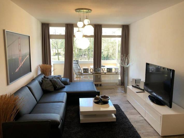 Ferienwohnung für 3 Personen, mit Balkon und Terrasse sowie Seeblick und Ausblick in Zwischenahner Meer - 2