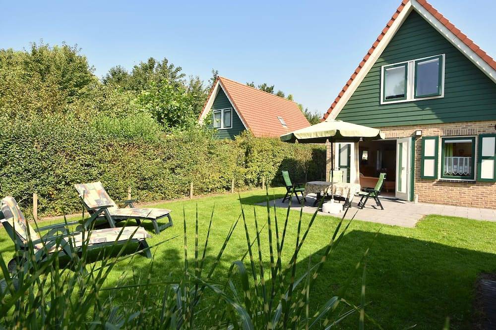 Schönes und gut gepflegtes Ferienhaus in Zeeland in Zonnemaire, Zeeuwse Kust