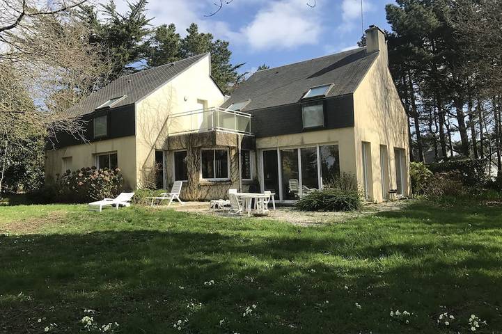 Maison de vacances pour 8 personnes, avec balcon et jardin dans Plage Kerfany