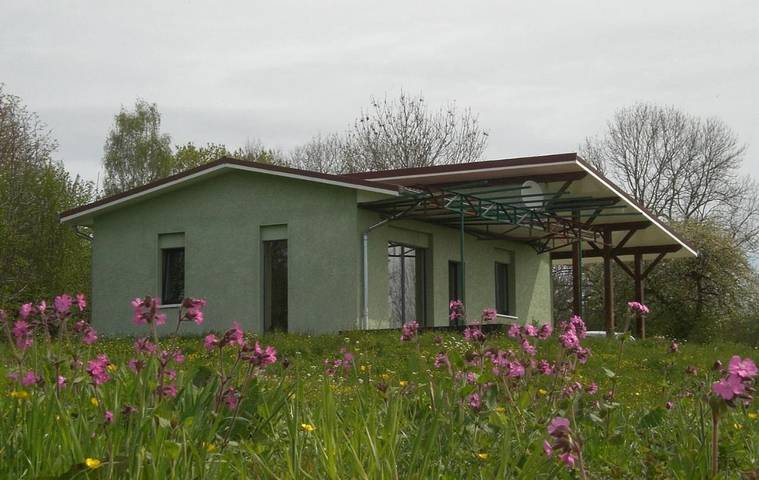 Gîte pour 4 personnes, avec terrasse ainsi que jardin et vue dans Fleurey
