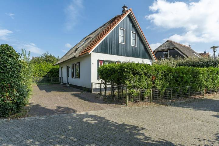 Ferienhaus für 6 Personen, mit Terrasse und Garten in Callantsoog