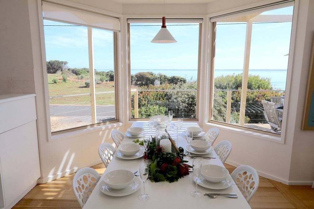 Nicht Notwendig - 20 Mcintyre Street in Robe, South Australia