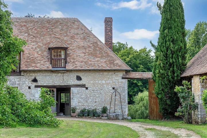 Location de vacances pour 2 personnes, avec jardin et terrasse à Saint-Étienne-sous-Bailleul