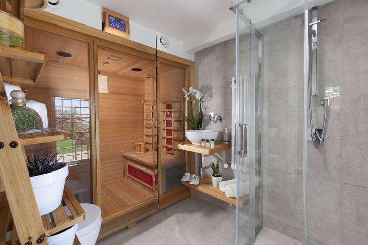 Amore Rentals - Casa I Giardini di Sorrento con Piscina, Sauna, Vista Mare in Sorrento, Province de Naples