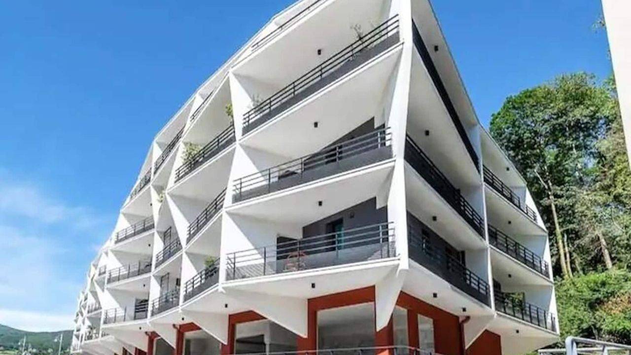 Entire holiday apartment, Ferienwohnung für 8 Personen (85 m²) in Aix-Les-Bains in Aix-les-Bains, Chambéry region