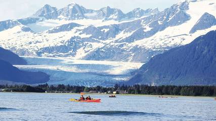 Lodge for 2 Guests in Juneau, Glacier Bay National Park, Picture 3