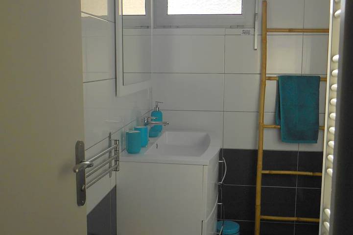 Gîte pour 4 personnes, avec terrasse et jardin à Argelès-Gazost - 3