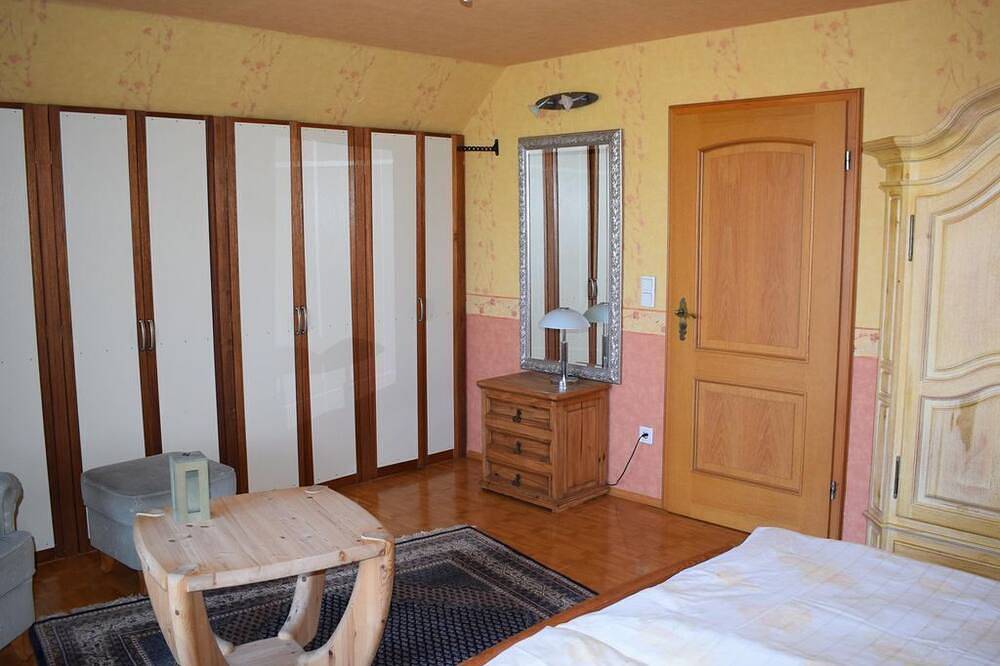 Ganze Wohnung, Ferienwohnung Weitblick - Zwei-Bett-Wohnung mit Weitblick in Katzwinkel (Sieg), Altenkirchen & Umgebung