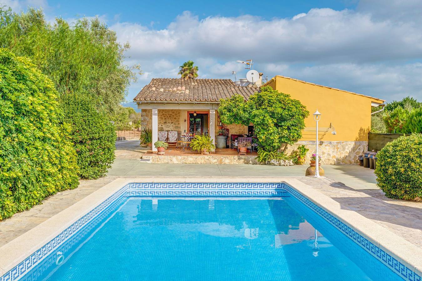 Wunderschöne Villa "Sa Sini" mit Pool, Garten, Klimaanlage und Wlan in Búger, Mallorca Inselmitte