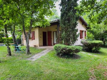 Gîte pour 5 personnes, avec jardin et vue à Rieux-de-Pelleport