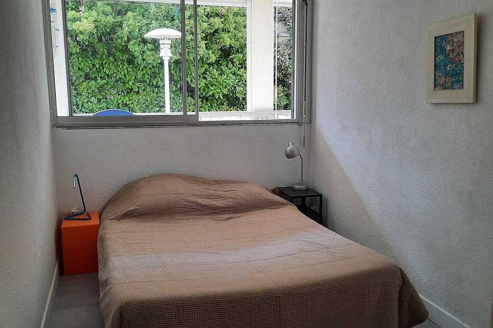 Apartamento entero, 2-bedroom apartment with terrace and parking, beach 70 metres away in Carnon-Plage, Mauguio
