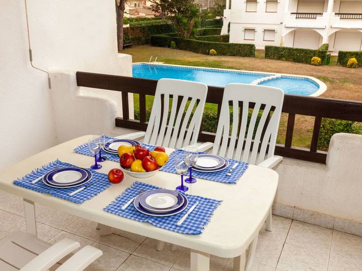 Ferienwohnung für 4 Personen, mit Terrasse und Kinderpool sowie Garten in Pals - 2