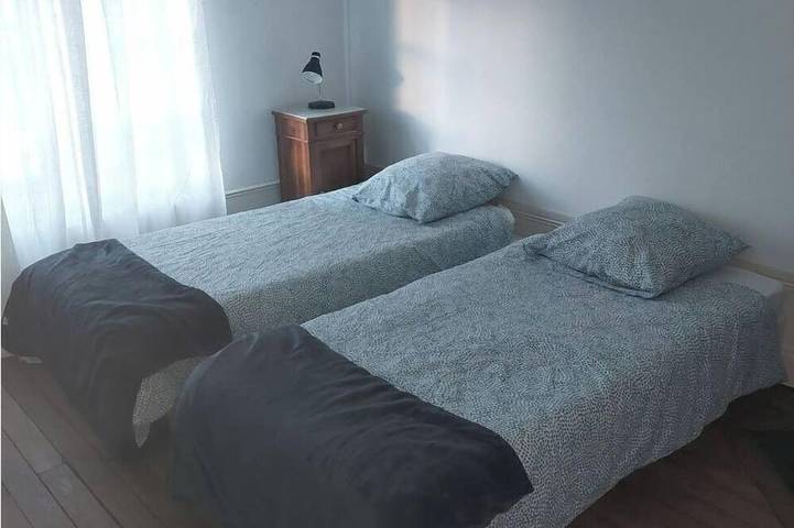 Location de vacances pour 10 personnes, avec terrasse, animaux acceptés à Châlons-en-Champagne - 2