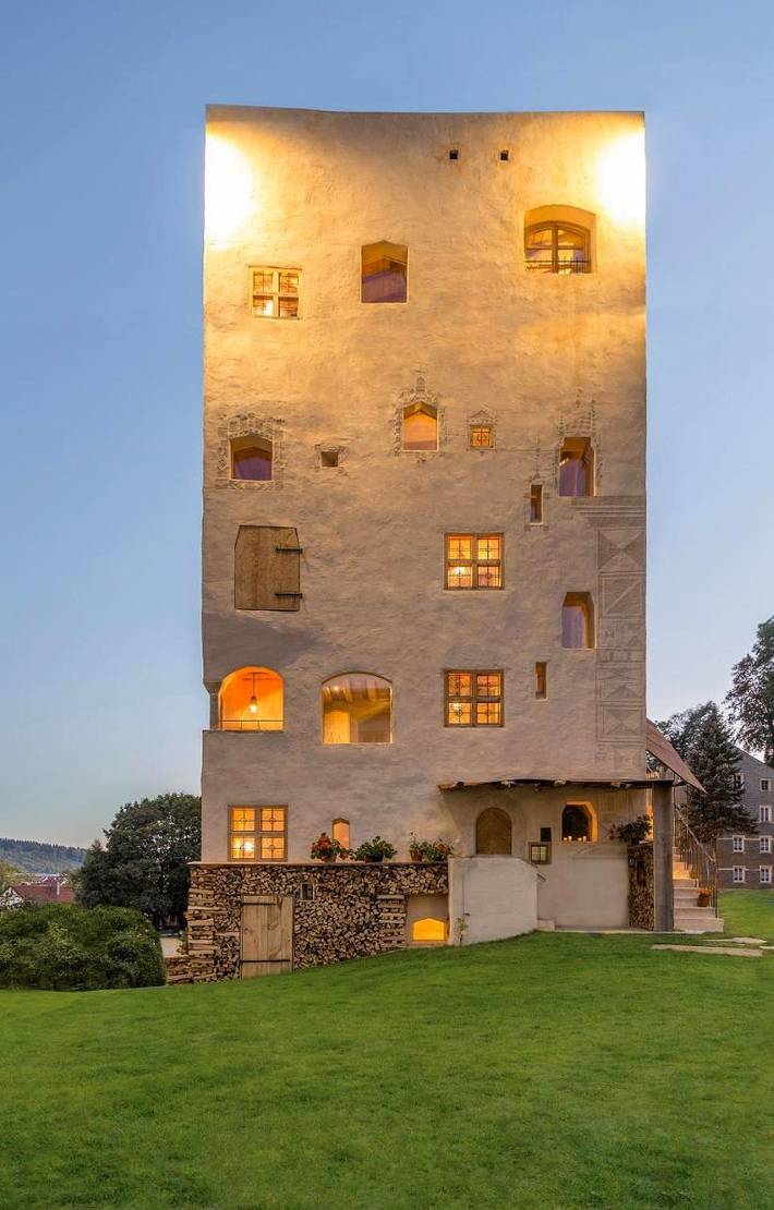Ferienwohnung für 2 Personen, mit Balkon und Terrasse sowie Garten und Ausblick in Trostberg