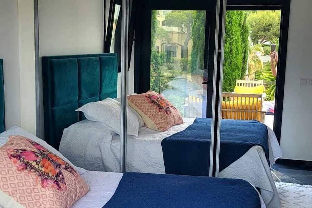 Luxury villa T3 sea view 5 minutes from the center and the beaches in Cassis, Nationalpark Calanques