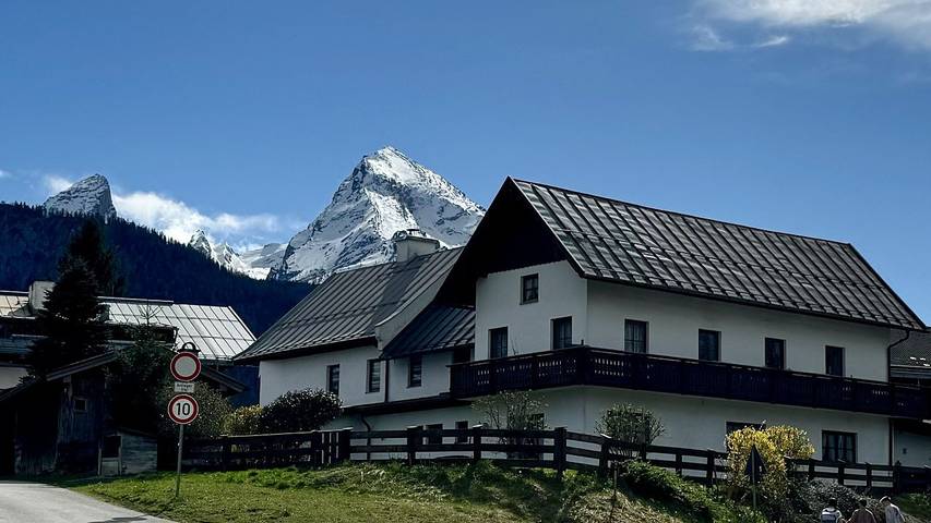 Ferienwohnung für 2 Personen, mit Balkon, kinderfreundlich im Berchtesgadener Land