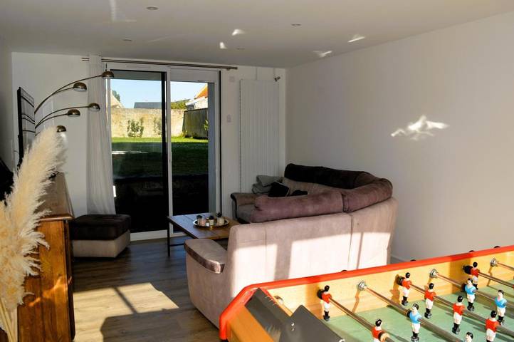 Location de vacances pour 10 personnes, avec jardin et terrasse à Bény-sur-Mer - 4