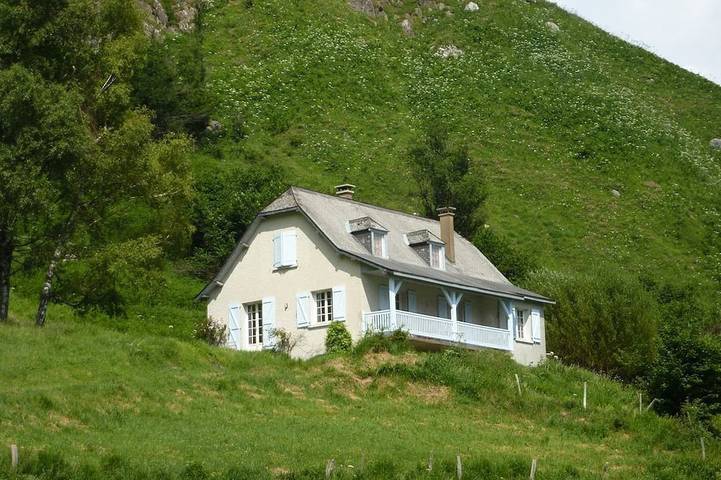 Location de vacances pour 11 personnes, avec Balcon et Jardin à Lescun