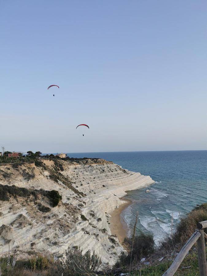 Petraleuka in Scala dei Turchi, Realmonte