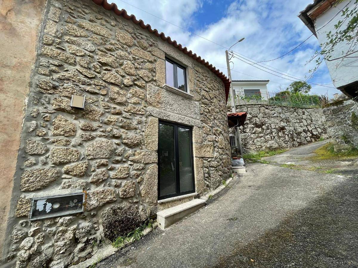 Two-Bedroom House in Arcos de Valdevez (cidade), Distrito de Viana do Castelo