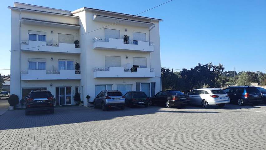 Maison d’hôte pour 2 personnes, avec Balcon et Terrasse ainsi que Jardin et Vue à Fátima