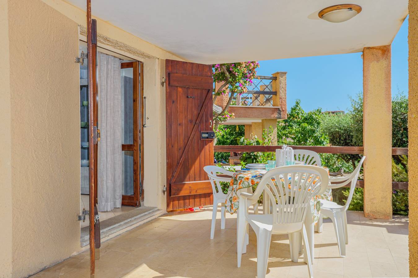 Casa vacanze "Appartamento Anna" vicino alla spiaggia con giardino, terrazza e Wi-Fi in Baia Caddinas, Golfo Aranci