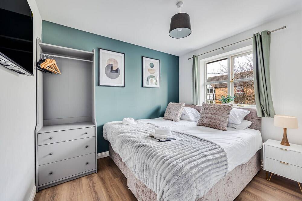 Tattenhoe House • Great Location • Free Parking • Smart Tv • Garden in Milton Keynes, Zuidoost Engeland