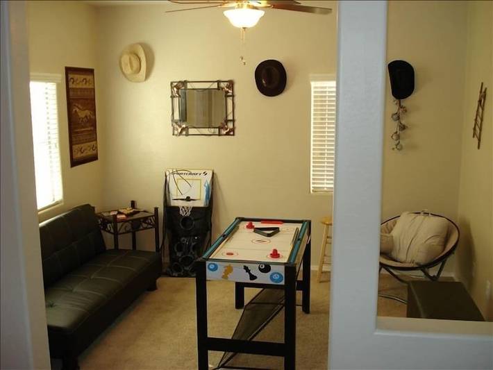 Vacation rental for 9 people, with pool and hot tub as well as terrace in Peoria (AZ)