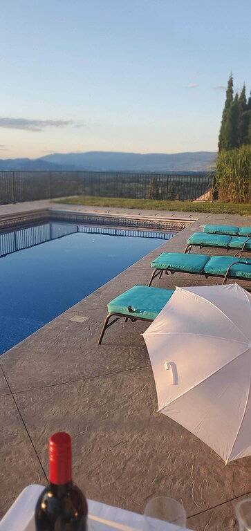 Location de vacances pour 6 personnes, avec jardin à Kelowna - 4