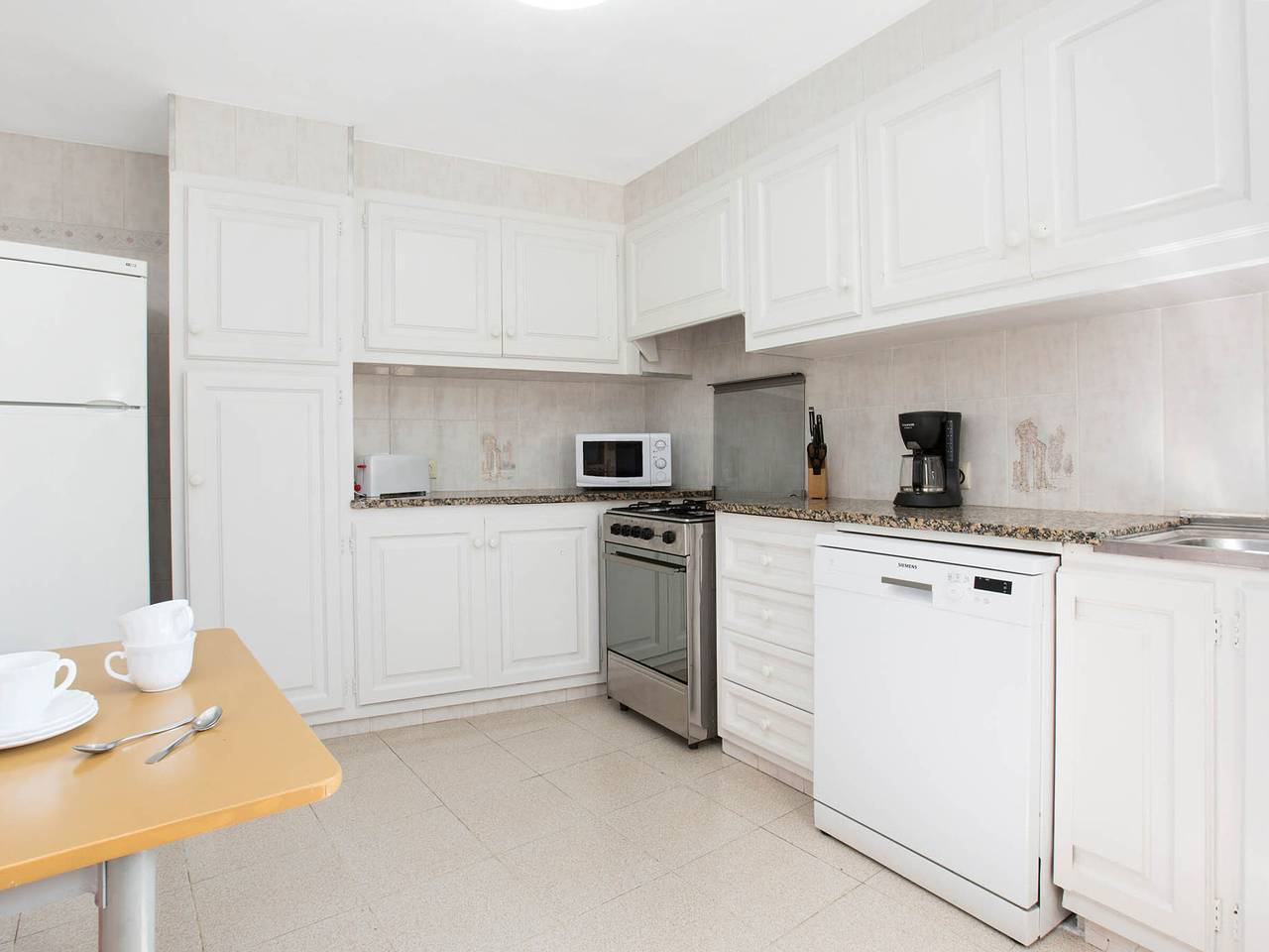 Villa à Tamariu avec Piscine Privée, Jardin et Terrasse - 6 Pers. à 6 Km des Plages in Begur, Costa Brava