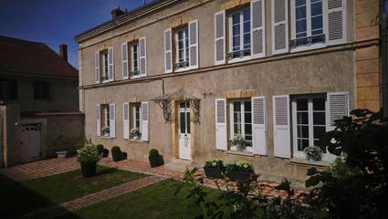 Gîte pour 6 personnes, avec jardin dans Vexin-sur-Epte