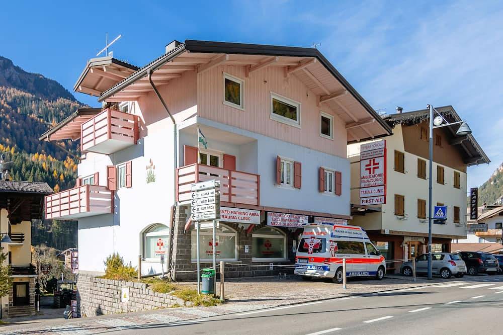 Ganze Wohnung, Cesa Giordi in Canazei, Dolomiti Superski
