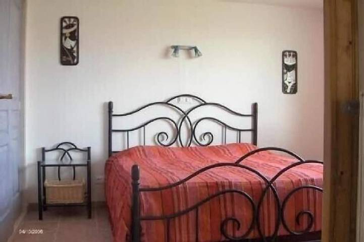 Location de vacances pour 13 personnes, avec jardin et terrasse, animaux acceptés dans Beaumontois en Périgord - 2