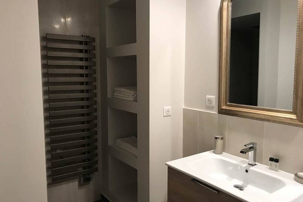 Appartement entier, La Bastide  - Château Henri Bonnaud in Le Tholonet, Région d'Aix-en-Provence