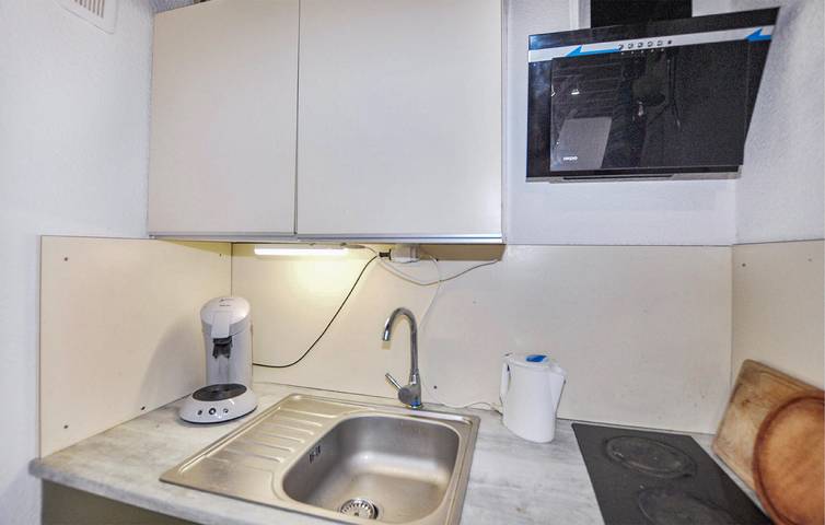 Ganze Ferienwohnung, Appartement am Strand mit Pool und Parkplatz, 1,5 km zum Strand in Le Barcarès, Côte d'Améthyste