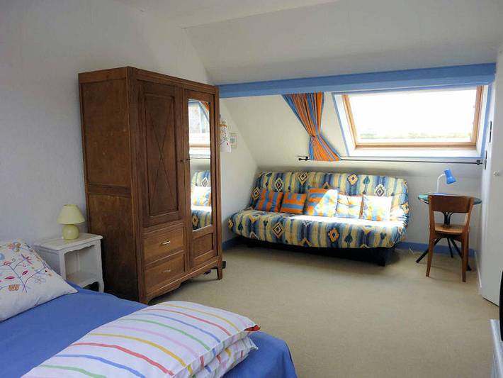 Gîte pour 3 personnes, avec jardin à Réville - 2