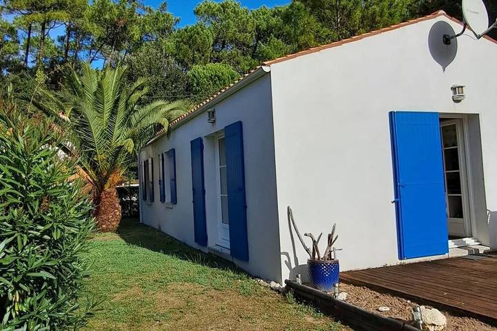 Location de vacances pour 6 personnes, avec jardin et terrasse dans Plage Domino