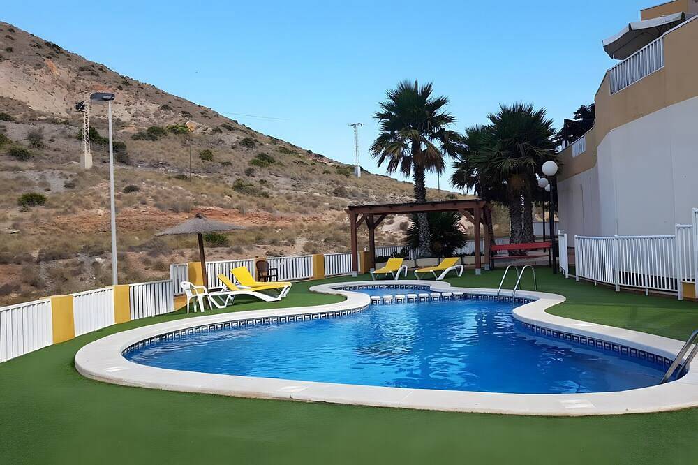 Appartamento intero, Appartamento 'Cabo De Palos' con Vista Mare, Wi-Fi e Aria Condizionata in Mar Menor, Costa Calida