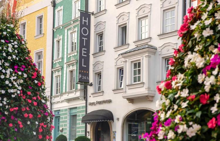 Hotel für 5 Personen, mit Garten und Ausblick