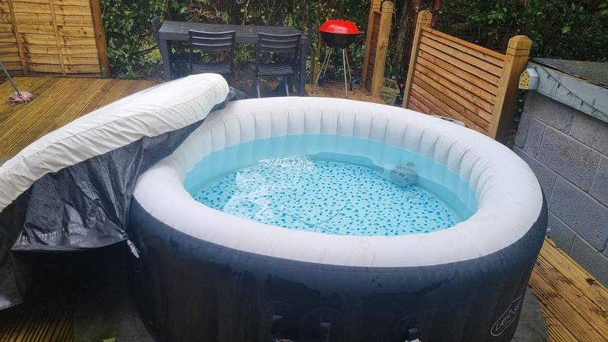 Location de vacances pour 11 personnes, avec jacuzzi ainsi que jardin et terrasse, animaux acceptés à Bury - 2