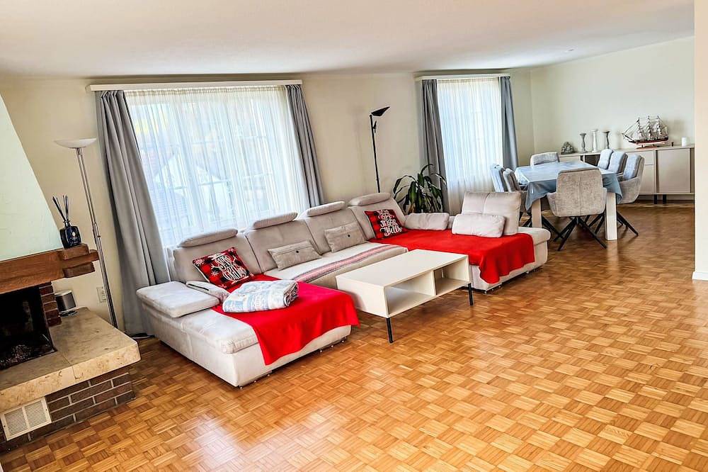 7 Room Villa (Just for you) in Zell (ZH), Zürich Voralpen