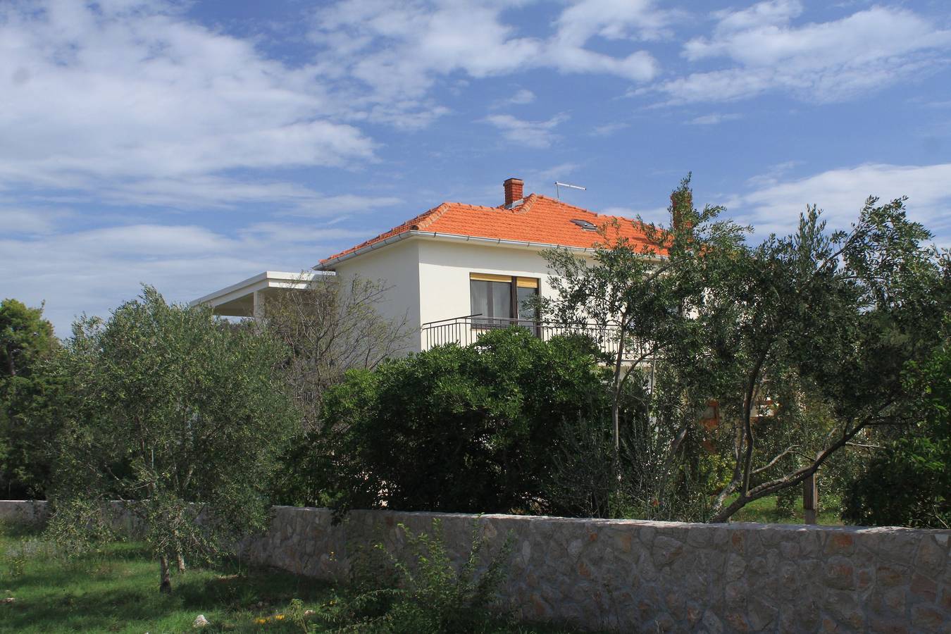 Entire apartment, Three bedroom apartment with terrace and sea view Ugljan A-8493-a in Ugljan, Ugljan Island