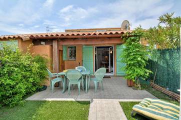 Gîte pour 6 personnes, avec piscine et terrasse dans Plage Nord (Saint-Cyprien)