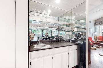 Vacation House for 6 Guests in Palm Springs, Coachella Valley, Picture 4