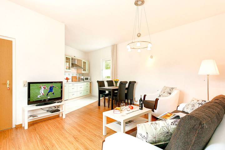 Ferienwohnung für 2 Personen, mit Terrasse in Zingst - 2