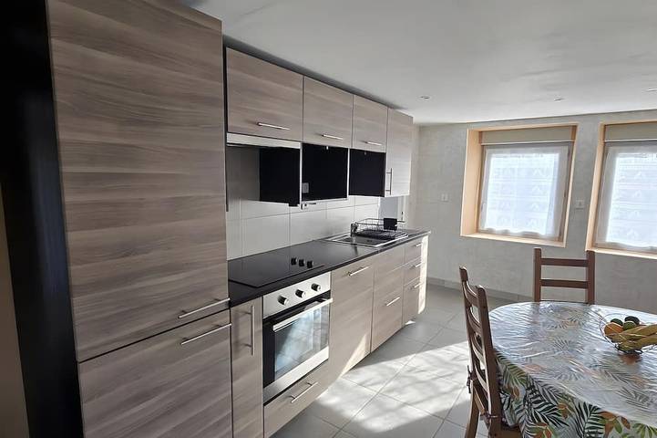 Gîte pour 4 personnes, avec jardin, animaux acceptés dans Is-en-Bassigny