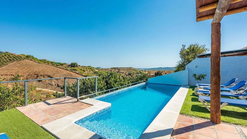 Finca für 11 Personen, mit Pool und Balkon/Terrasse, mit Haustier in Vélez-Málaga - 2